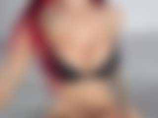 Live cam show with EveLuxx - Red Hair on thefappeningchat.com