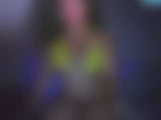 Live cam show with lululoves333 - Green Eyes on Camsoda