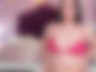 Live cam show with lunabloomm - Sexwebcam on Dare Cams
