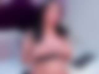 lunabloomm's Live Sex Cam Show