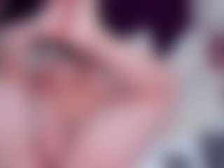 lunabloomm's Live Sex Cam Show