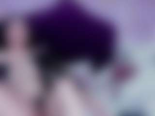 lunabloomm's Live Sex Cam Show