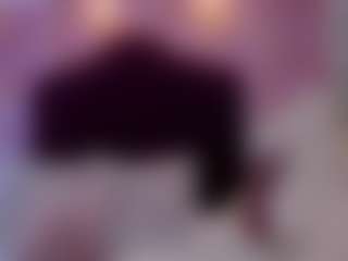 Live cam show with lunabloomm - Facial on Soda Cam