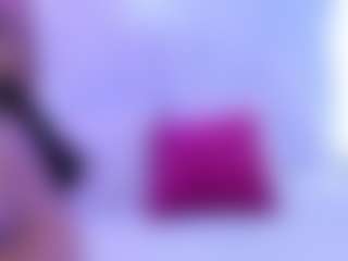 Live cam show with lunabloomm - Big Nipples on CamSodaAdn