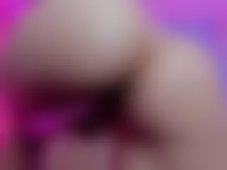 MacarenaBenz's Live Sex Cam Show