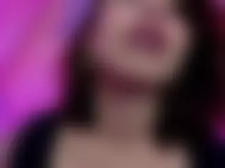 MacarenaBenz's Live Sex Cam Show