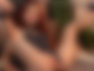 Live cam show with shily-lisa - Smoking on SquirtSoMuch