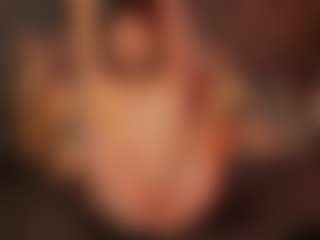 Live cam show with shily-lisa - Striptease on crypto-cams