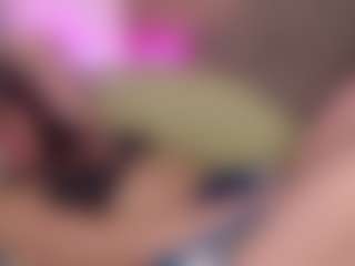 EmmaStinsen's Live Sex Cam Show