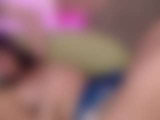 EmmaStinsen's Live Sex Cam Show