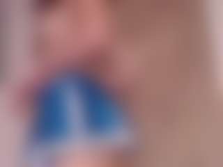 EmmaStinsen's Live Sex Cam Show
