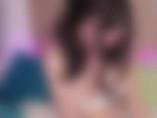 EmmaStinsen's Live Sex Cam Show
