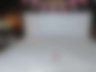 Live cam show with alannarussell - Green Eyes on luckytryst.com