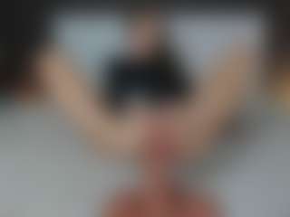 Live cam show with alannarussell - Upskirt on wildcum.com
