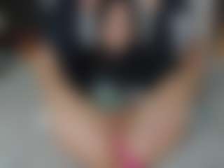alannarussell's Live Sex Cam Show