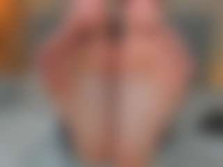 Live cam show with alannarussell - Facial Piercings on Cam Slut