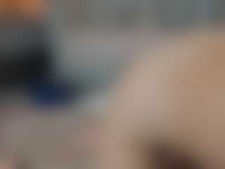 Live cam show with alannarussell - Brown Hair on CamClone