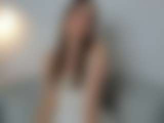 Live cam show with alannarussell - Green Eyes on Stripli.com