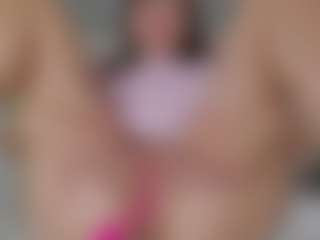 Live cam show with alannarussell - Brown Hair Petite on SpunkLive