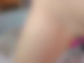 alannarussell's Live Sex Cam Show