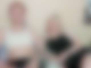 Live cam show with AriellaSxy - Camel Toe on SpunkLive
