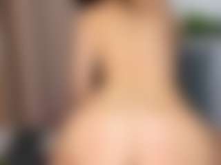 Live cam show with Eire-Spencer - Brown Hair on Ass Tok