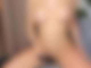 Live cam show with Eire-Spencer - Latina on Camsoda | united states