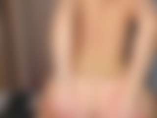 Eire-Spencer MILF webcam performer live streaming
