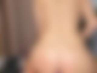 Live cam show with Eire-Spencer - Butt Plug on Cam Slut