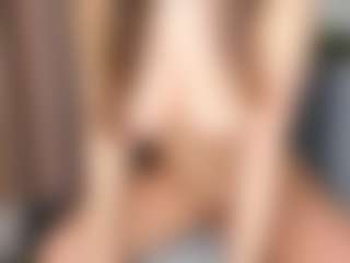 Live cam show with Eire-Spencer - Deepthroat on Soda Cam