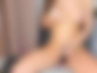 Live cam show with Eire-Spencer - Submissive on Camsoda