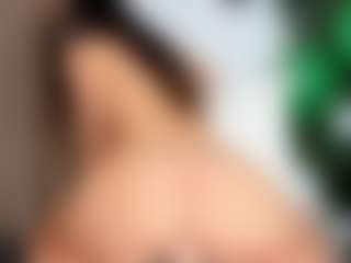 Live cam show with Eire-Spencer - Petite on Camsoda