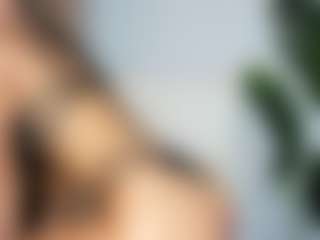 Live cam show with Eire-Spencer - Fingering MILF on Camsoda
