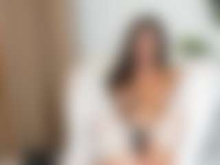 Live cam show with Eire-Spencer - Latina Petite on Camsoda