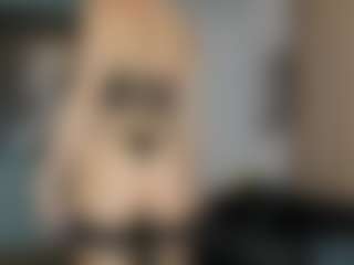 Live cam show with Eire-Spencer - MILF Teen (18+) on CamClone
