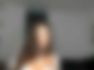 Eire-Spencer MILF webcam performer live streaming