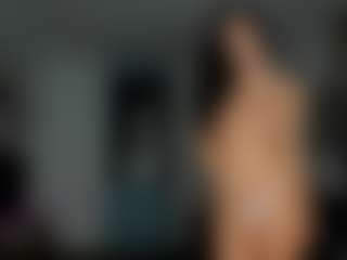 Live cam show with Eire-Spencer - Fingering MILF on xDating