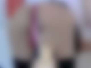 Live cam show with FemCupid - Facial on AdultVida.com