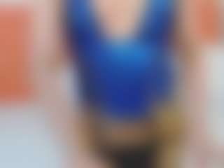 Live cam show with FemCupid - Caucasian on Camsoda