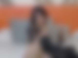 Live cam show with FemCupid - English on Camming Site