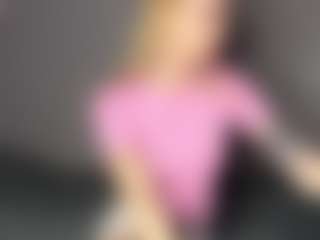 Live cam show with Sofia - Blonde Hair College on Gym Cam Girls