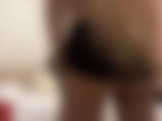 Live cam show with KeiraHarkenreader - Nipple Piercings on Instabang