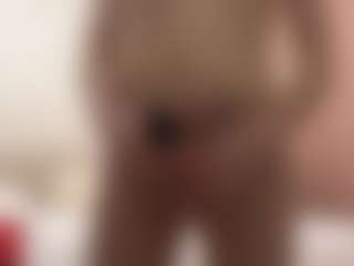 Live cam show with KeiraHarkenreader - Body Massage on Camsoda