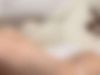 Live cam show with KeiraHarkenreader - Body Massage on Pornisteam.com