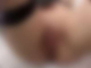 Live cam show with KeiraHarkenreader - Nipple Piercings on realtime-chat