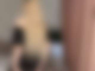 Live cam show with KeiraHarkenreader - Nipple Piercings on Strip Flash - Live Sex Shows