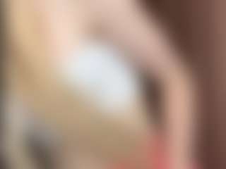 Live cam show with KeiraHarkenreader - Body Massage on Chatstar