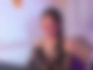 Live cam show with lunaasantamaria - Middle Aged on Streamer API