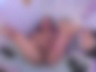 Live cam show with lunaasantamaria - Middle Aged on LiveSexCams6
