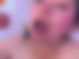 Live cam show with lunaasantamaria - Middle Aged on Dolls Live